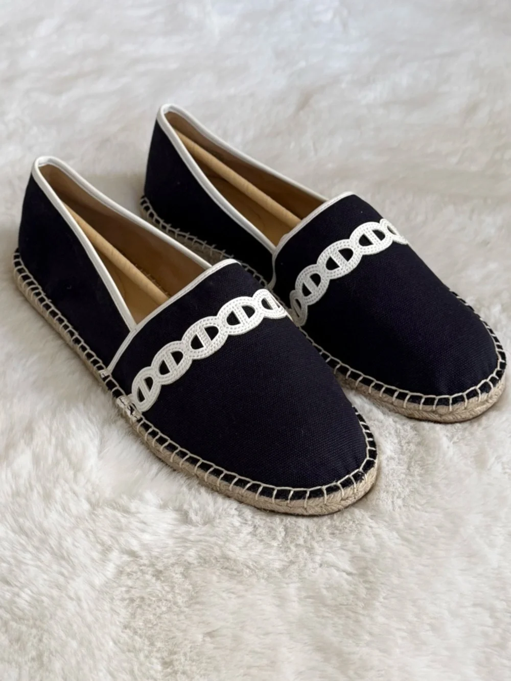 TALBOTS NIB 10 1/2 Izzy Chain Canvas Espadrille Flats in Indigo Blue / White NWT